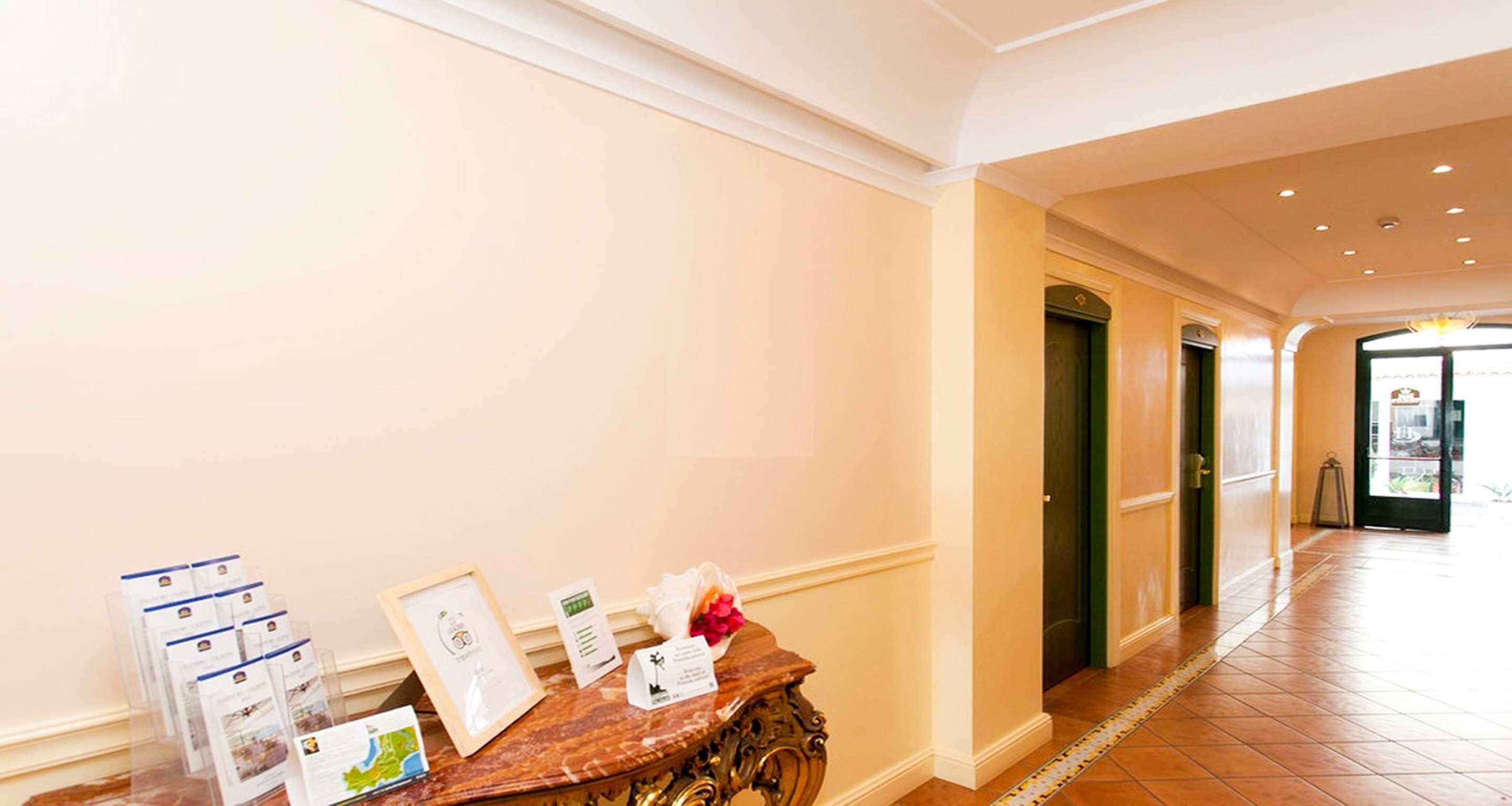 Best Western Hotel La Conchiglia Trogir Exterior foto