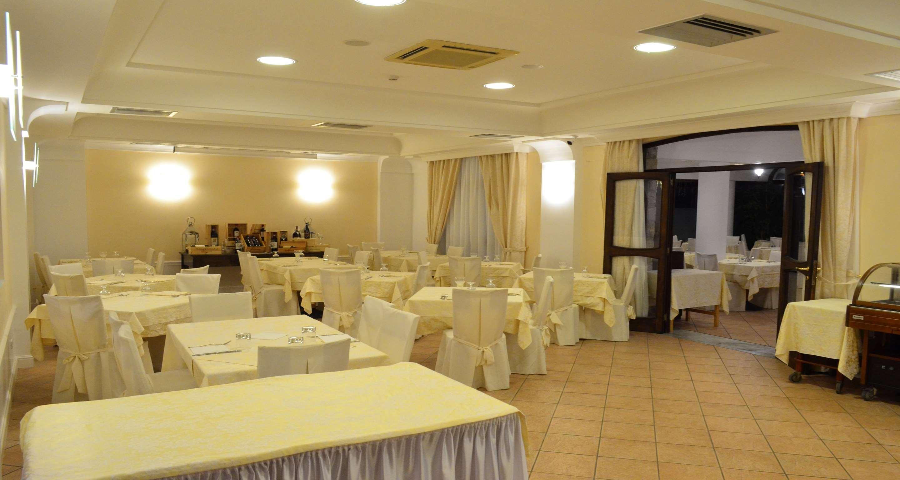Best Western Hotel La Conchiglia Trogir Exterior foto
