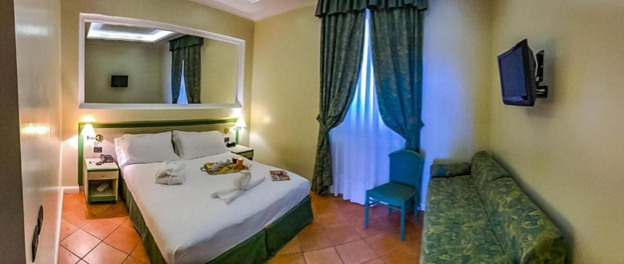 Best Western Hotel La Conchiglia Trogir Exterior foto