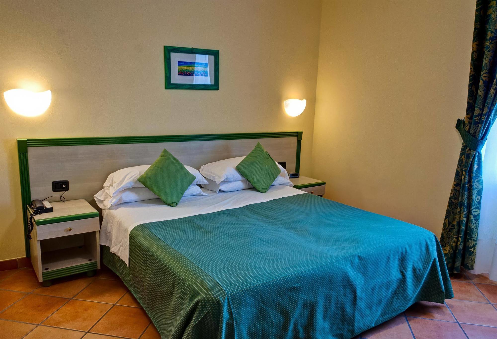 Best Western Hotel La Conchiglia Trogir Exterior foto