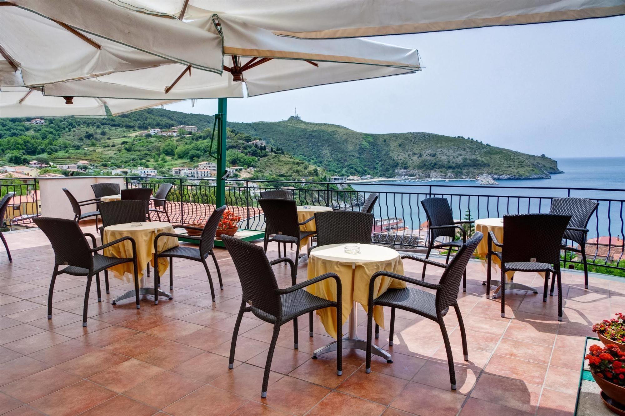 Best Western Hotel La Conchiglia Trogir Exterior foto