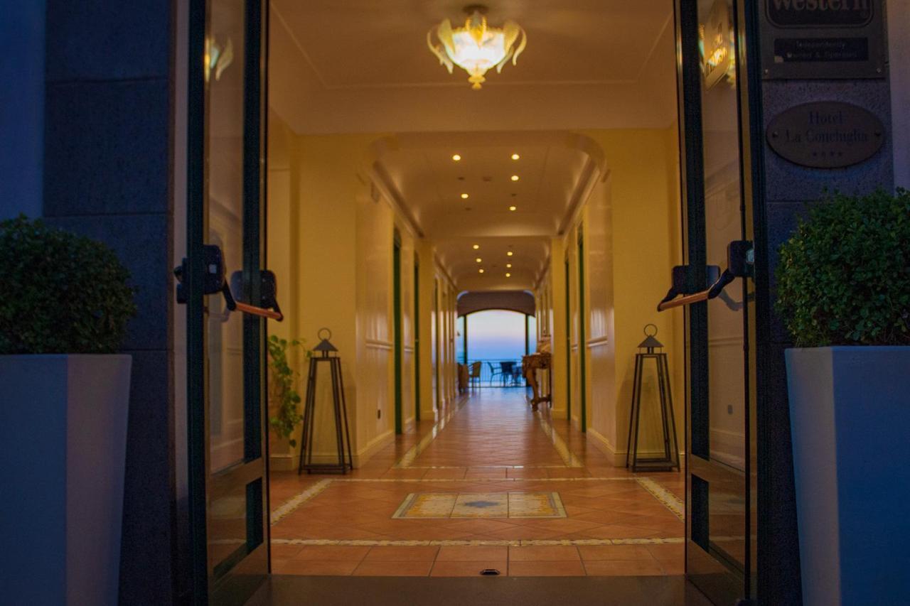 Best Western Hotel La Conchiglia Trogir Exterior foto